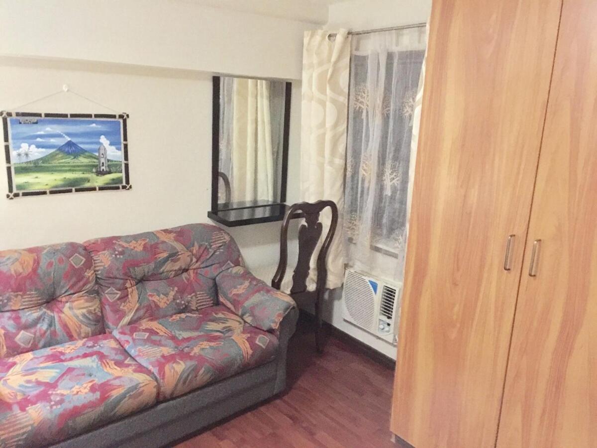 2 Bedroom Loft Type Bright Family Friendly In Mnl Manila