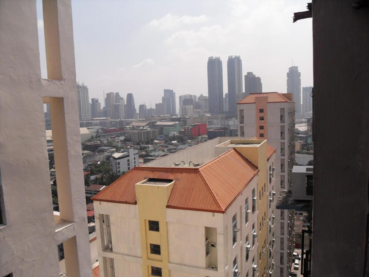 2 Bedroom Loft Type Bright Family Friendly In Mnl Apartment *