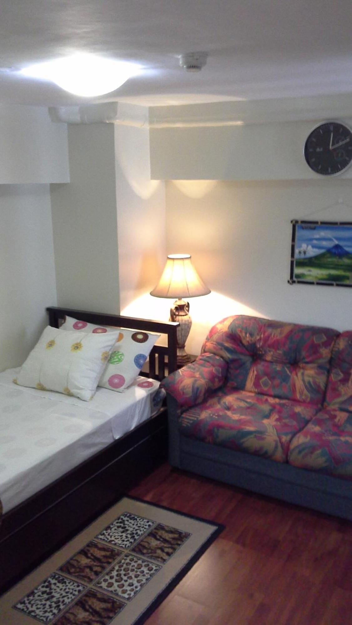 Apartment 2 Bedroom Loft Type Bright Family Friendly In Mnl